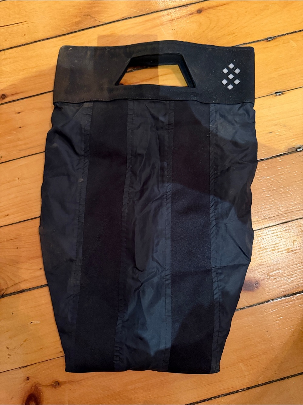 Salt Athletic Aercase Smell Proof Cleat Bag